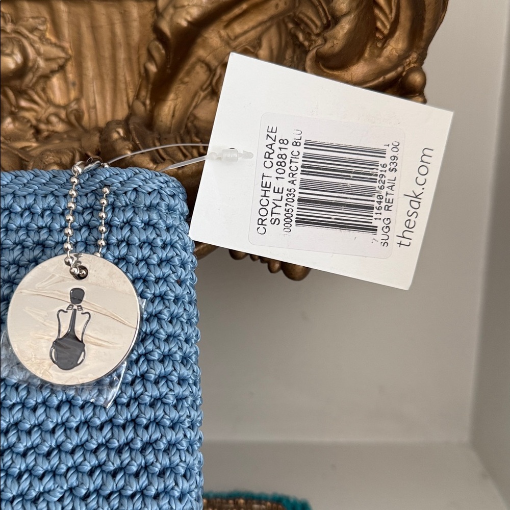 NWT The Sak Crochet Craze Wristlet in Arctic Blu - Picture 3 of 5